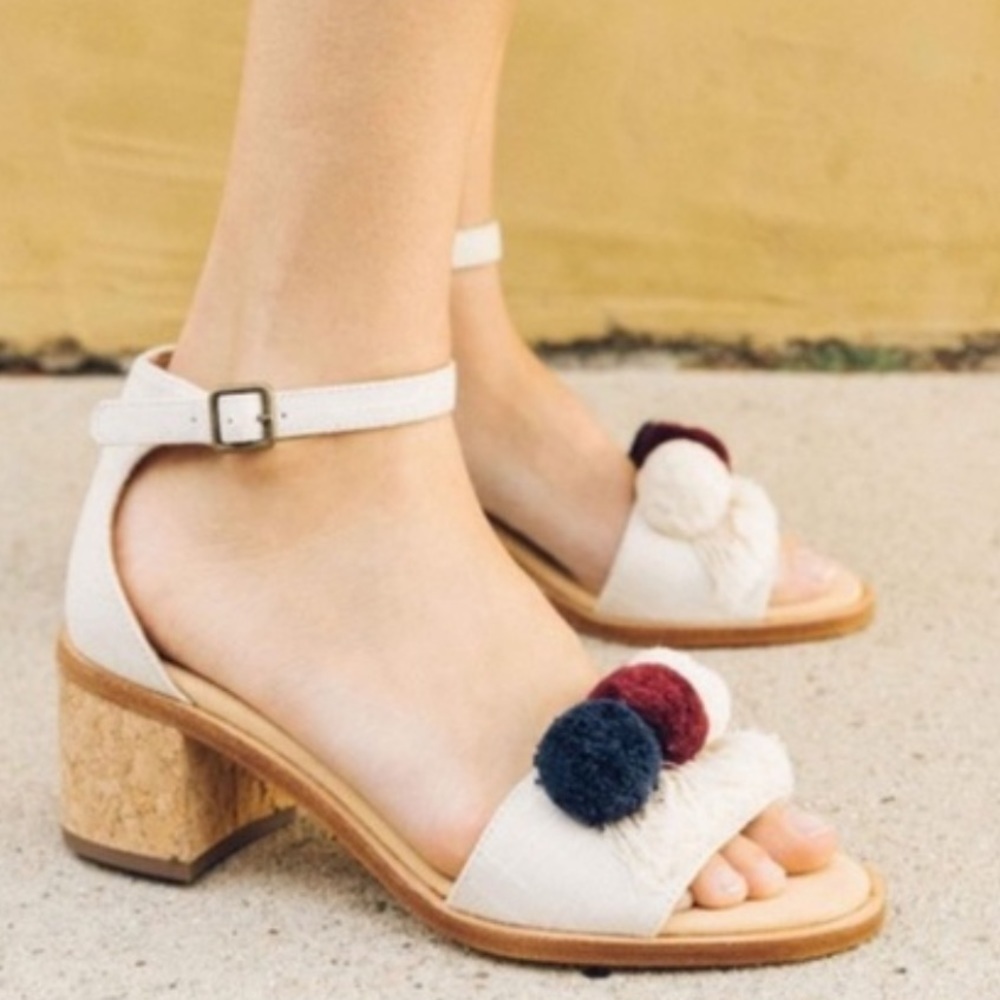 Soludos Capri Pom Pom Block Heel Sandal size 9